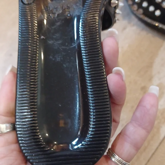 Stunning Wild Diva Lounge Studded Rhinestone Slides - Picture 7 of 10